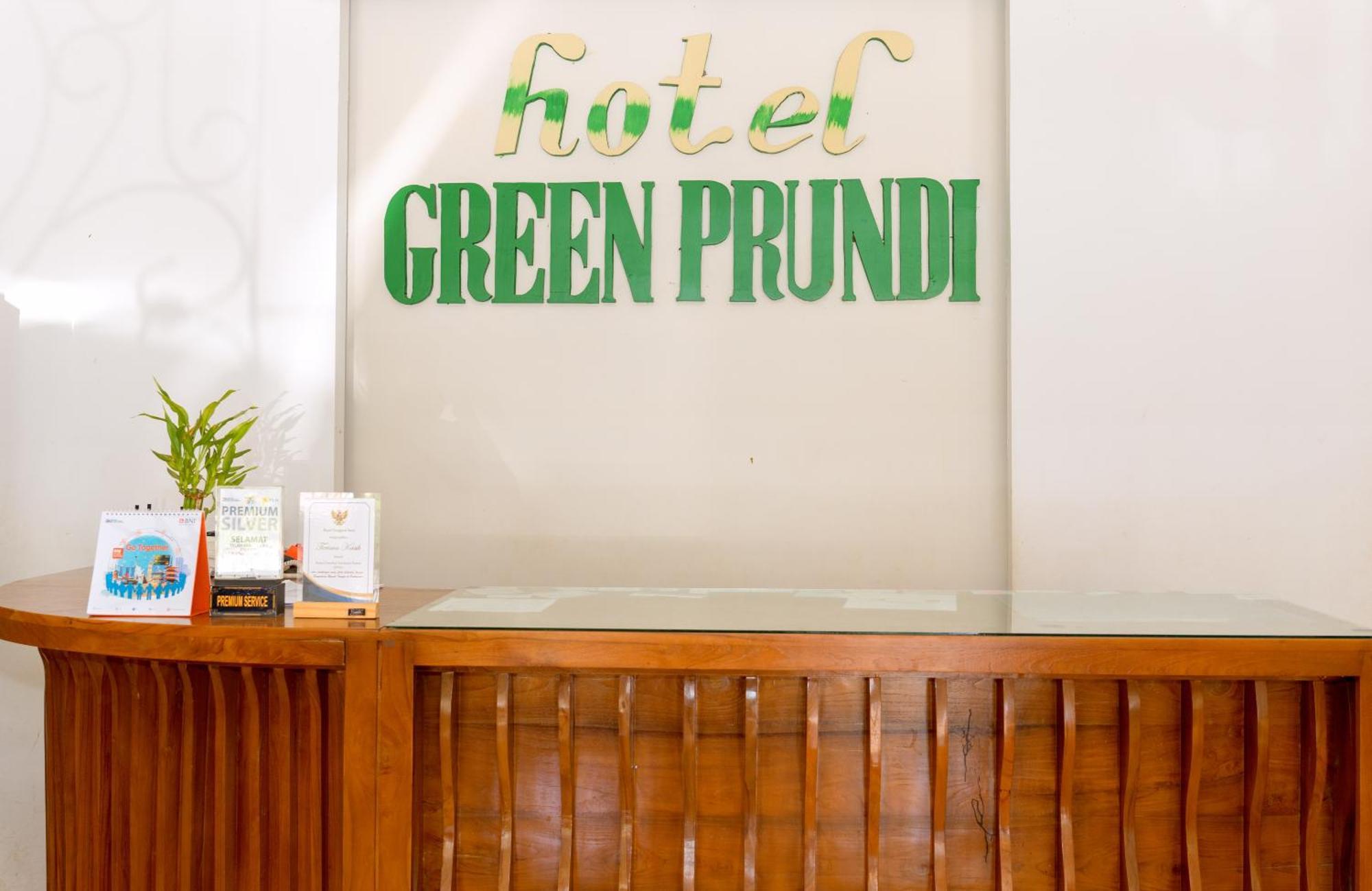 Hotel Green Prundi Labuan Bajo Exterior foto